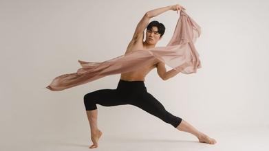 Casting danseur avec excellente technique pour ballet contemporain