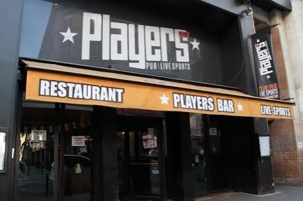 Les filles vous êtes membre de Casting.fr? Alors vous êtes invitées tous les vendredis soir à l'open bar du Players