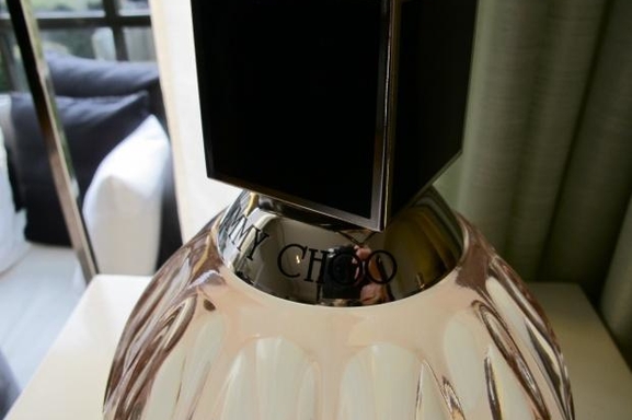 Jimmy Choo lance son parfum en 2011 !