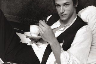 Gaspard Ulliel est légerie de Chanel !