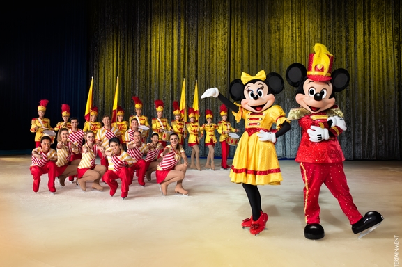 Un spectacle inoubliable à partager en famille pour la fin de l'année? Disney Sur Glace "la magie éternelle" ... De la féerie au Zénith de Paris et on vous invite!