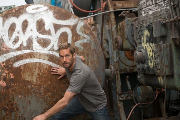 "Brick Mansions" un film musclé et acrobatique avec Paul Walker, a voir!