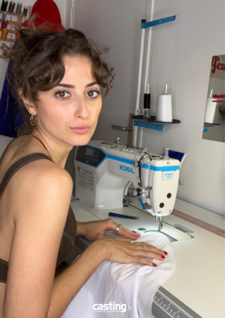 “C’est essentiel de trouver son style lorsqu’on est artiste” : Stéphanie Sayed, créatrice de la marque Sayed et styliste de la chanteuse Vernis Rouge, vous donne les clés pour savoir comment vous habiller pour un casting